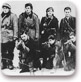 קבוצת לוחמים בפיקודו של טוביה ביילסקי ביער פרשוב ב-1943