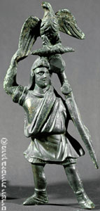 חייל רומי נושא את נס הלגיון
