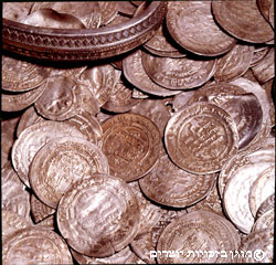 מטבעות ערביים שנמצאו בקבר ויקינגי בשוודיה, המאה העשירית