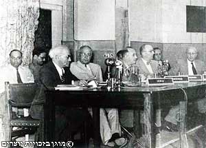בן-גוריון מעיד בירושלים בפני הועדה המיוחדת לארץ ישראל של האו"ם (אונסקופ), יולי 1947