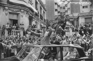 שרל דה-גול בעיר אלג'יר, אלג'יריה, ינואר 1958