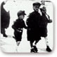 נשים וילדים בדרכם אל תאי הגז במחנה בירקנאו